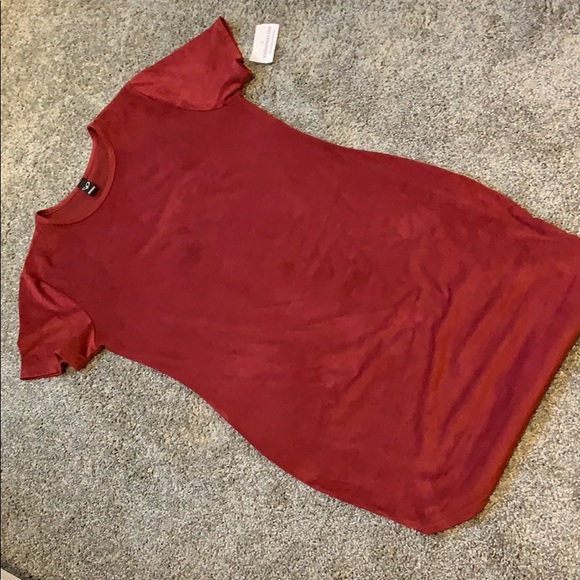 Windsor bodycon T-Shirt dress in burgundy - Picture 1 of 4